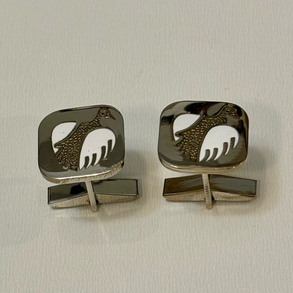 de Passillé/Sylvestre Silver Tone Duck Cufflinks - Picture 11 of 11